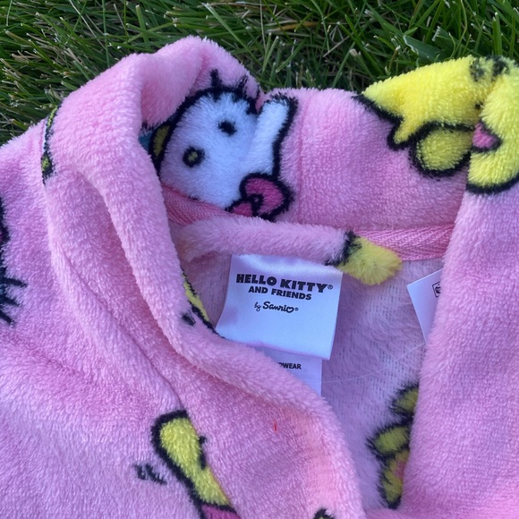 Hello Kitty Sanrio Pink Pajama Sleep Bath Robe Pompompurin My melody Keroppi PJs - Picture 7 of 9